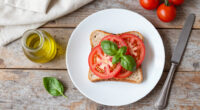 I Tested 6 Chef's Tricks For The Best Tomato Sandwich